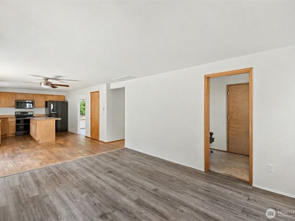 12606 SE 265th Place, Kent WA 98030