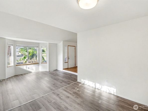 12606 SE 265th Place, Kent WA 98030