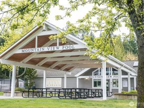 4156 248th Court SE 67, Sammamish WA 98029