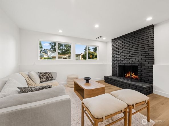 13618 SE 141st Street, Renton WA 98059