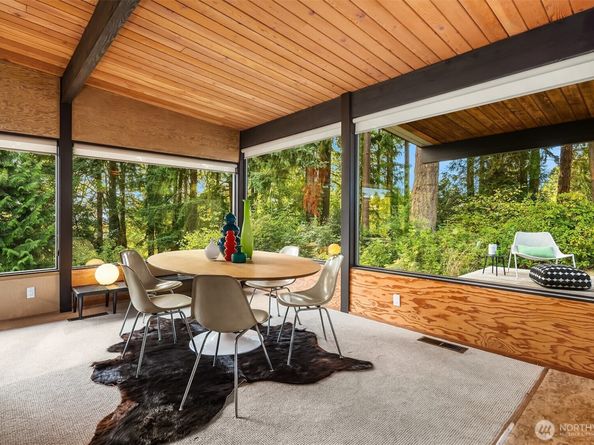 14827 SE 55th Street, Bellevue WA 98006