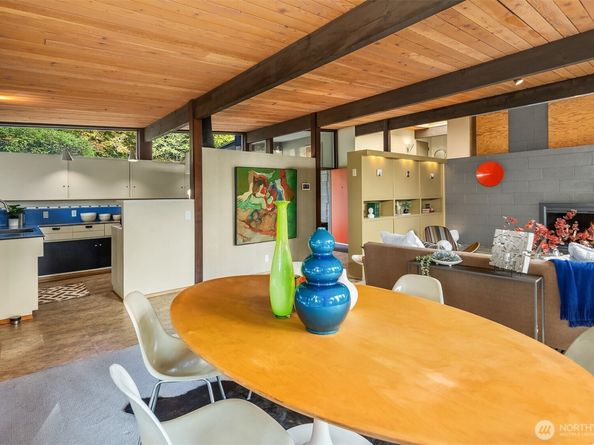 14827 SE 55th Street, Bellevue WA 98006