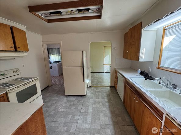 11854 3rd Avenue S, Seattle WA 98168