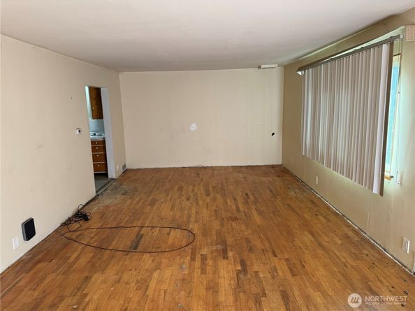 11854 3rd Avenue S, Seattle WA 98168