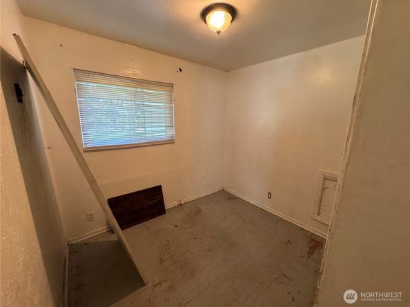 11854 3rd Avenue S, Seattle WA 98168