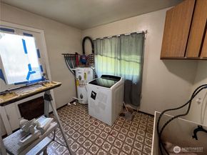 11854 3rd Avenue S, Seattle WA 98168