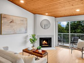 9484 Redmond-Woodinville Rd NE C305, Redmond WA 98052