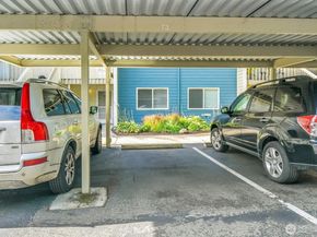 9484 Redmond-Woodinville Rd NE C305, Redmond WA 98052
