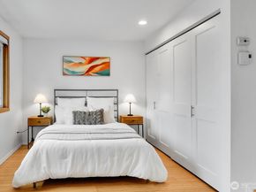 9484 Redmond-Woodinville Rd NE C305, Redmond WA 98052