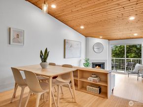 9484 Redmond-Woodinville Rd NE C305, Redmond WA 98052