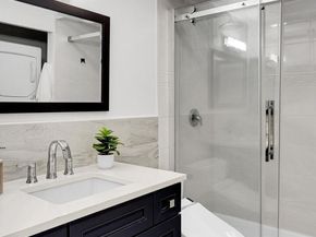 9484 Redmond-Woodinville Rd NE C305, Redmond WA 98052