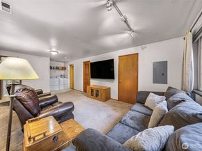 13006 160th Avenue SE, Renton WA 98059