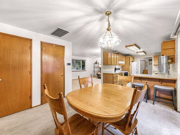 13006 160th Avenue SE, Renton WA 98059