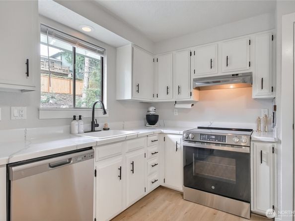 15638 SE 175th Street, Renton WA 98058
