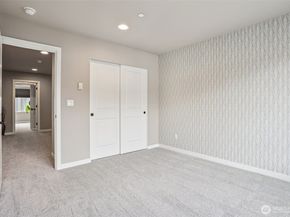 610 237th Place SE B, Bothell WA 98021