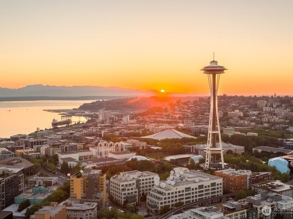 583 Battery Street 3002N, Seattle WA 98121