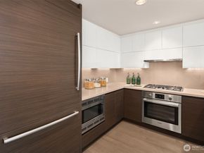 583 Battery Street 3002N, Seattle WA 98121