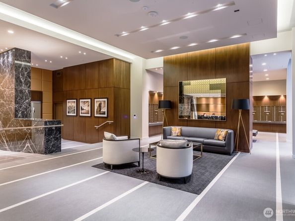 583 Battery Street 3002N, Seattle WA 98121