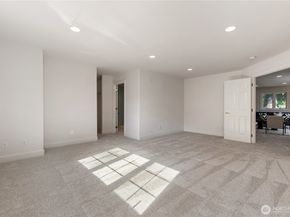 3510 116th Ave NE, Bellevue WA 98004