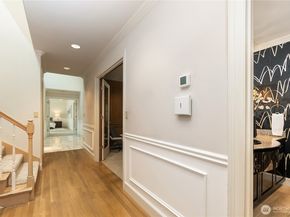 3510 116th Ave NE, Bellevue WA 98004