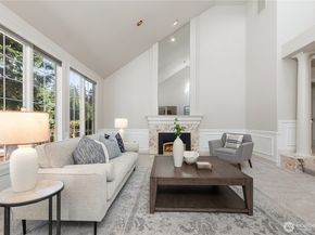 3510 116th Ave NE, Bellevue WA 98004