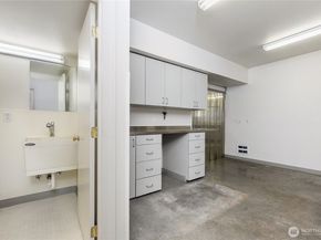 3510 116th Ave NE, Bellevue WA 98004