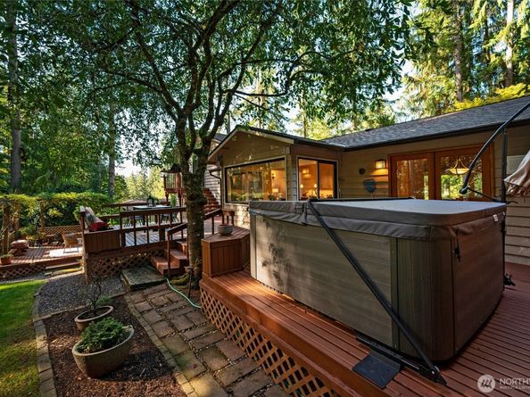 21829 NE 154th Street, Woodinville WA 98077