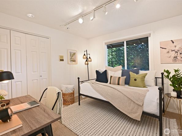 21829 NE 154th Street, Woodinville WA 98077