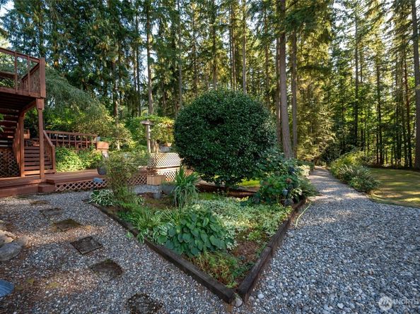 21829 NE 154th Street, Woodinville WA 98077