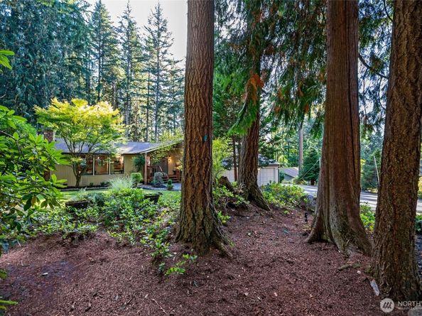 21829 NE 154th Street, Woodinville WA 98077