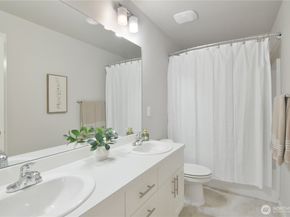 218 SW 96th Lane, Seattle WA 98106