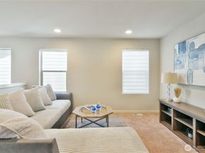 218 SW 96th Lane, Seattle WA 98106