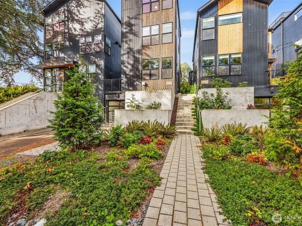 8547 Evanston Avenue N, Seattle WA 98103