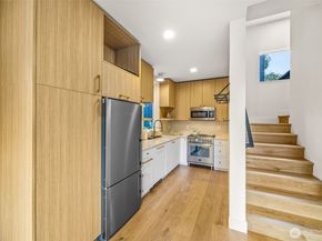 8547 Evanston Avenue N, Seattle WA 98103