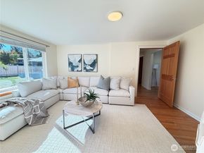 12502 SE 62nd Place, Bellevue WA 98006