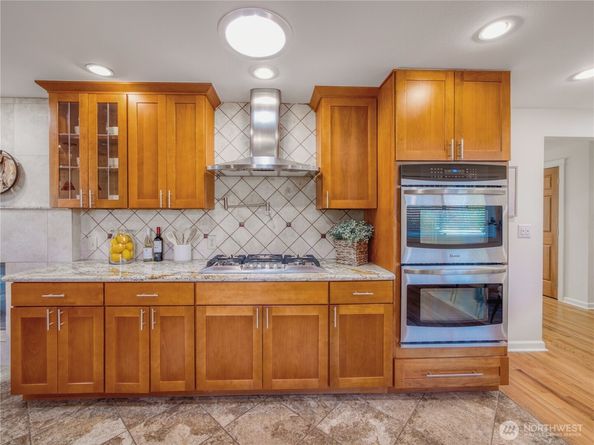 12502 SE 62nd Place, Bellevue WA 98006