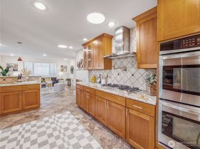 12502 SE 62nd Place, Bellevue WA 98006