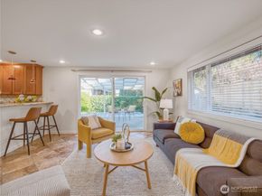 12502 SE 62nd Place, Bellevue WA 98006
