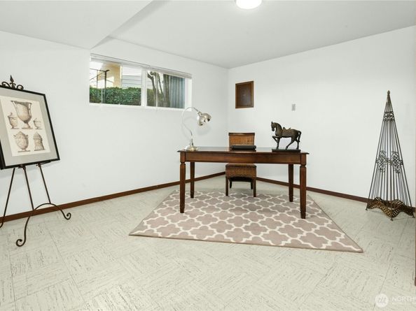 4460 141st Avenue SE, Bellevue WA 98006