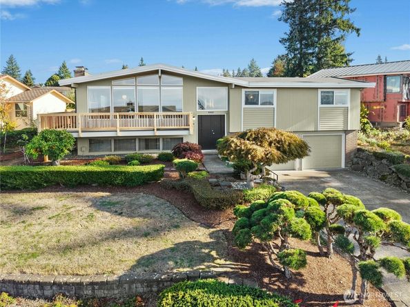 4460 141st Avenue SE, Bellevue WA 98006