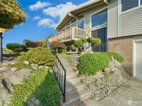 4460 141st Avenue SE, Bellevue WA 98006