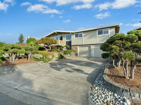4460 141st Avenue SE, Bellevue WA 98006