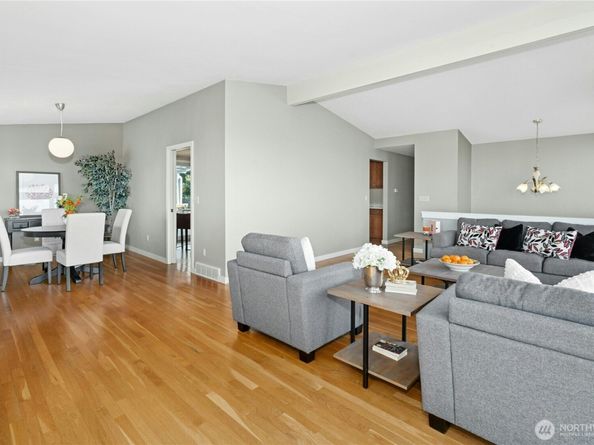 4460 141st Avenue SE, Bellevue WA 98006