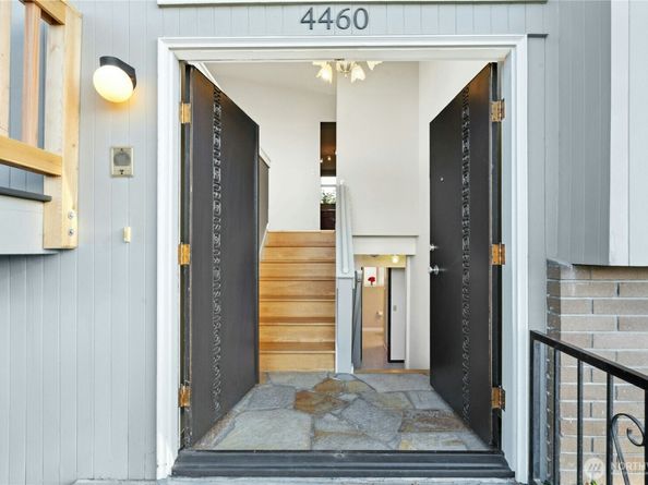 4460 141st Avenue SE, Bellevue WA 98006