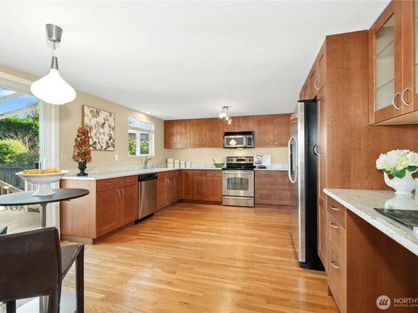 4460 141st Avenue SE, Bellevue WA 98006