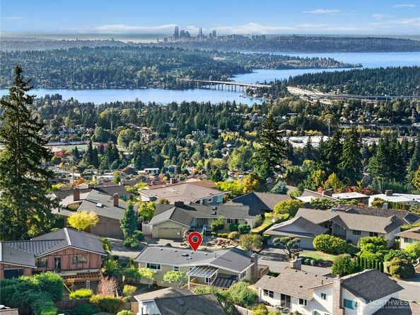4460 141st Avenue SE, Bellevue WA 98006