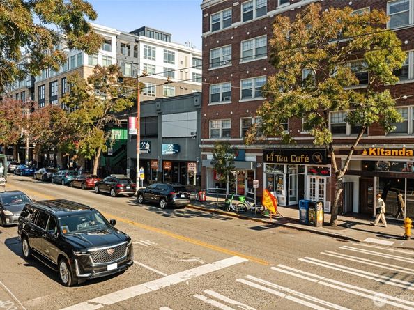 1006 E Denny Way, Seattle WA 98122