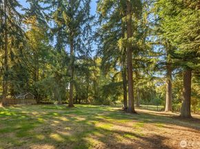 15507 216th Avenue NE, Woodinville WA 98077