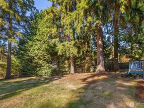 15507 216th Avenue NE, Woodinville WA 98077