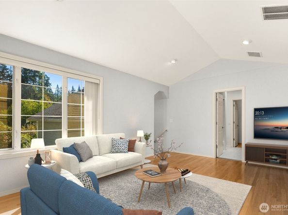 15507 216th Avenue NE, Woodinville WA 98077